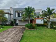 Casas e Sobrados em Condomínio Fechado Bairro Xangri lá