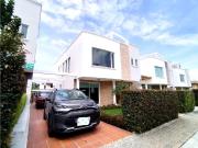 Casas en Alquiler en Tumbaco Hilacril con jardín y BBQ