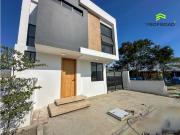 Casas en Urb El Bosque, Manta: seguridad tranquilidad y...