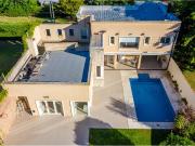 Casas en venta 4 dormitorios con pileta