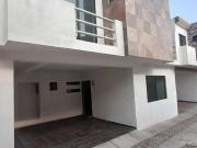 Casas en Venta en Ave. Álvaro Obregón, Cd. Madero, Tam