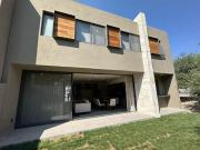 Casas en Venta en Campanario Norte, 3 Recamaras, 4.5 Baños
