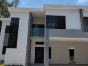 Casas en Venta en Cumbres de Santiago