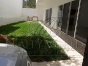 Casas en Venta en Cumbres de Santiago