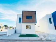 CASAS EN VENTA EN FRACCIONAMIENTO CERCA DE LA UABCS