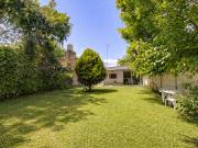 CASAS EN VENTA EN LA PLATA CON JARDIN