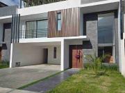 Casas en venta exclusiva privada de 9 residencias 30...