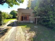 CASA EN VENTA GONNET CASTELLS QUINCHO Y PILETA