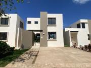 Casas en Venta Privada Conkal Mod. Abi
