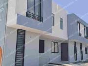 CASAS EN VENTA SALIDA SALAMANCA, CERCANA A LA SALLE Y EL...