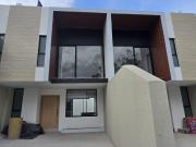 Casas en venta VIP Camino de los Eucaliptos