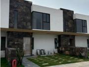 Casas en Venta y Preventa en Conjunto Cerrado en San...