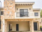 Casas en Venta Zona Santiago, NL