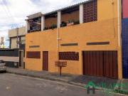 CASAS NO JUSTINOPOLIS