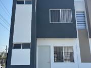 Casas nuevas en venta en Ciudad Natura por zona...