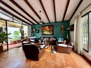 Casas, Venta, La Flora