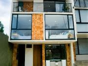 CASAS VIP DENTRO DE CONDOMINIO CUENCA