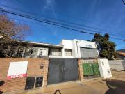 Casas y local Cno. Centenario City Bell 486m2 / 1000m2
