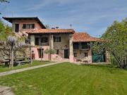 Cascina in pietra con terreno 415m² Murazzano