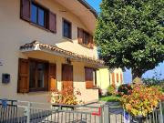 Case e ville in affitto di 100 m² in Via Casate