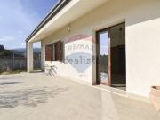 Case e ville in affitto di 111 m² in Via Salemi Pennisi, 74