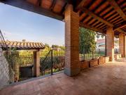 Case e ville in affitto di 130 m² in Via Giulio Venzi