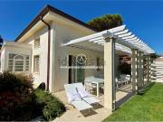 Case e ville in affitto di 170 m² in Via Giuseppe Mazzini