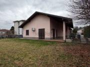 Case e ville in affitto di 170 m² in Via Francesco...