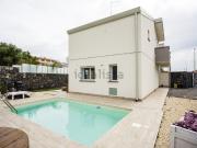 Case e ville in affitto di 180 m² in Via Alpi