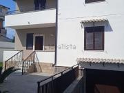 Case e ville in affitto di 200 m² in Via Lago Patria