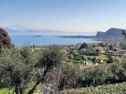 Case e ville in affitto di 200 m² in Via Serraglie