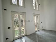 Case e ville in affitto di 231 m² in Via Moriggia, 12