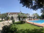 Case e ville in affitto di 250 m² in Via giglioli