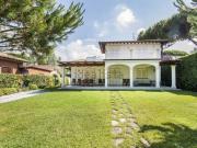 Case e ville in affitto di 250 m² in Via Giuseppe...