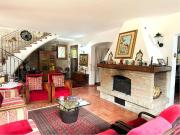 Case e ville in affitto di 250 m² in Via Lazio