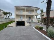 Case e ville in affitto di 278 m² in Via Madonna del...