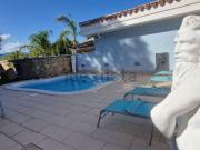 Case e ville in affitto di 300 m² in Via Leonardo Alagon, 35