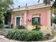 Case e ville in affitto di 340 m² in Via Bitritto, 111