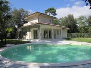 Case e ville in affitto di 368 m² in Via Vincenzo Bellini