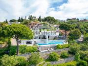 Case e ville in affitto di 413 m²