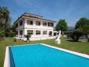 Case e ville in affitto di 500 m² in Via Pietro Nenni, 7