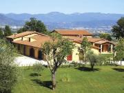 Case e ville in vendita di 1000 m²