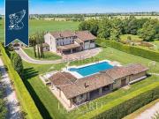 Case e ville in vendita di 1000 m²