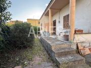 Case e ville in vendita di 100 m² in Via del Faro, 108