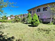 Case e ville in vendita di 102 m²