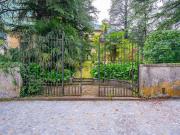 Case e ville in vendita di 1031 m² in Piazza del Forte, 27