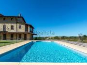 Case e ville in vendita di 1050 m²