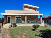 Case e ville in vendita di 105 m² in Via Tanaro