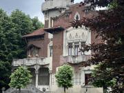 Case e ville in vendita di 1069 m²