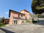 Case e ville in vendita di 107 m² in Via Montorfano, 526